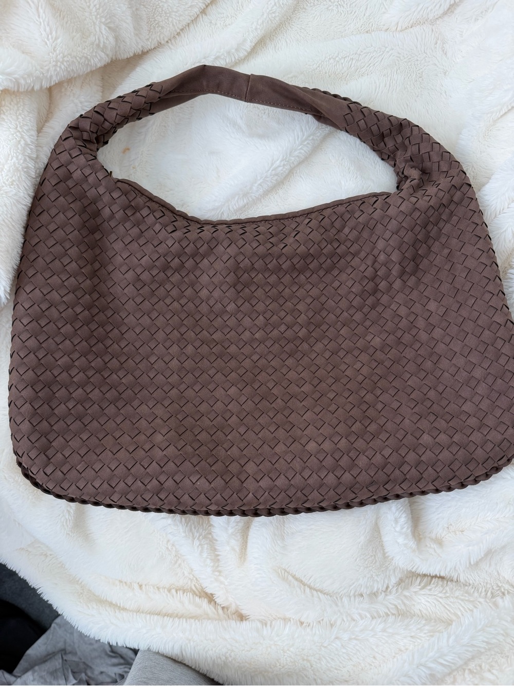 Woven Suede Shoulder Hobo Bag - Brown